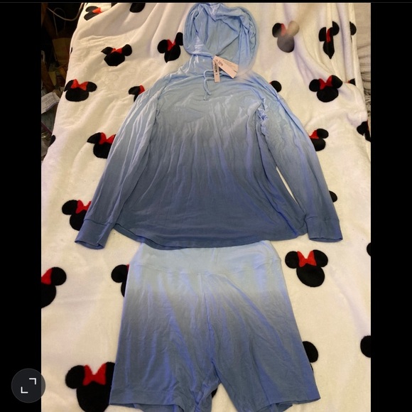 Victoria's Secret Other - Victorias Secret ombré lounge set